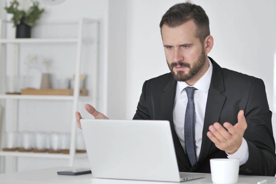 Comment bloquer un prélèvement en ligne à La Banque Postale ?
