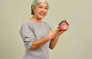 Comment acheter la maison de ses parents de leur vivant sans payer trop d’impôts ?-Nouvelle École