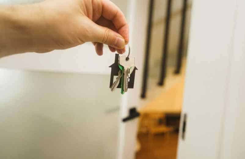 Prêter de l’argent à son fils pour un achat immobilier : règles fiscales et pièges à éviter Nouvelle École