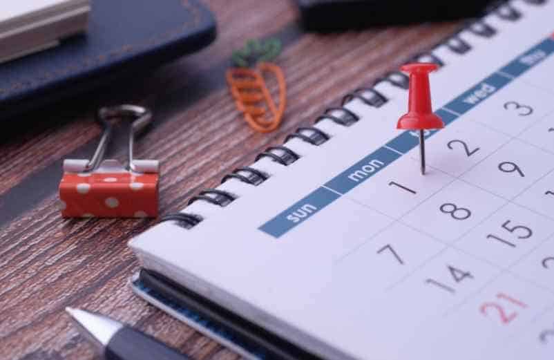 Comment fixer la date de fin du contrat de travail ? Nouvelle École
