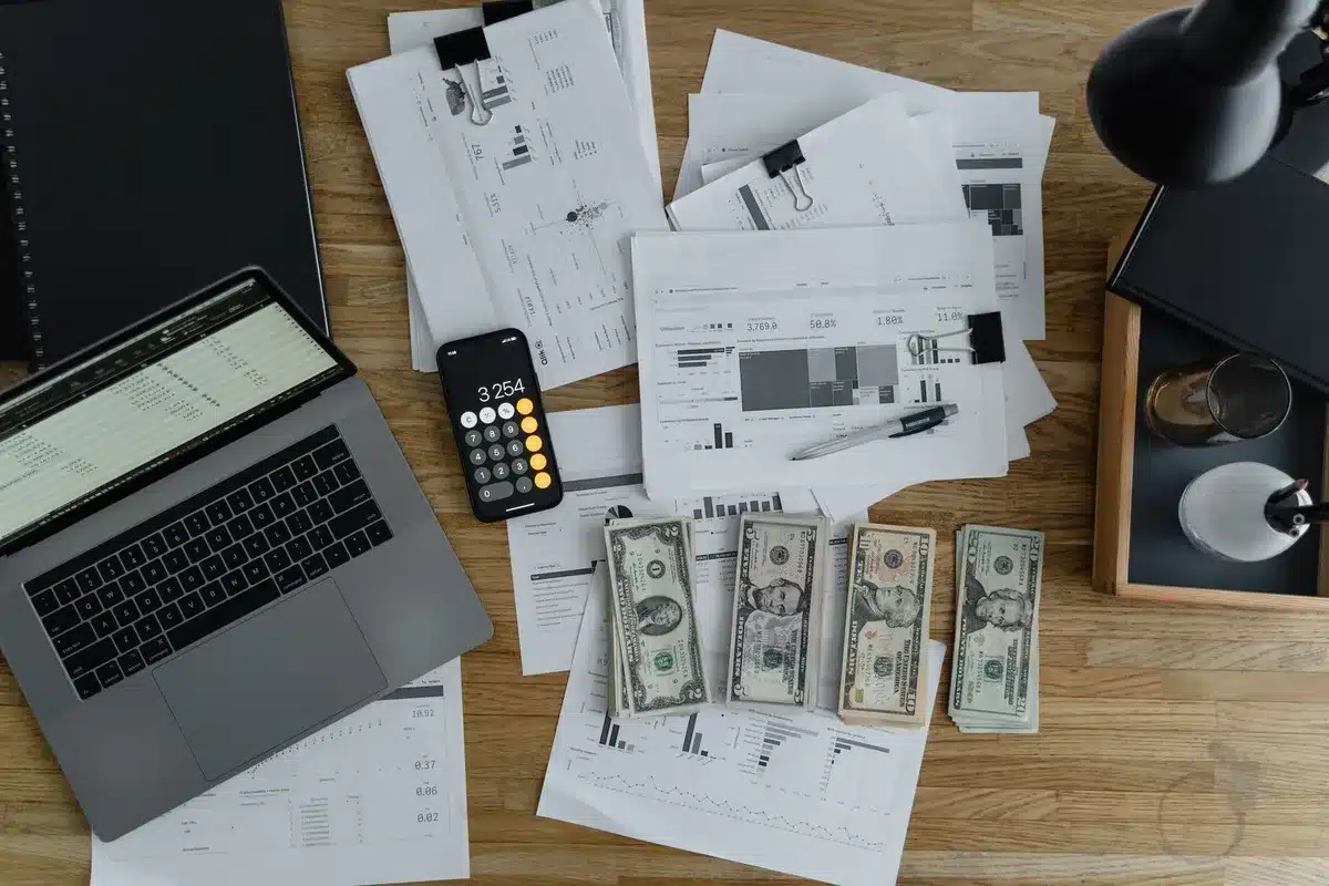 Suivi des contributions patronales et salariales sur une feuille de calcul