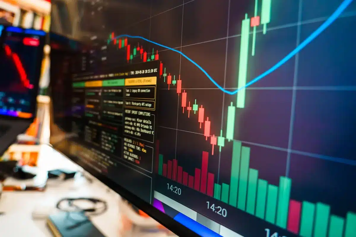 Plateforme de trading forex affichant des paires de devises et des graphiques